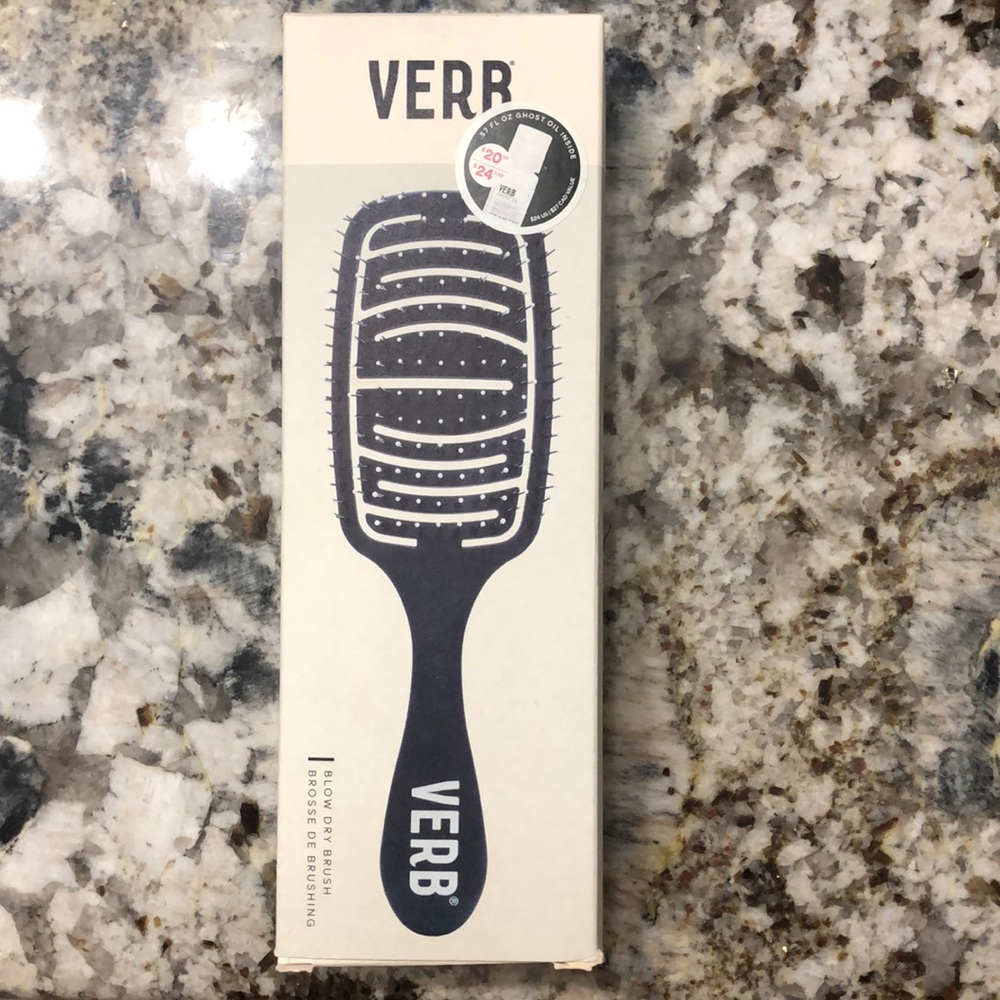 Verb wet/dry blow dry brush